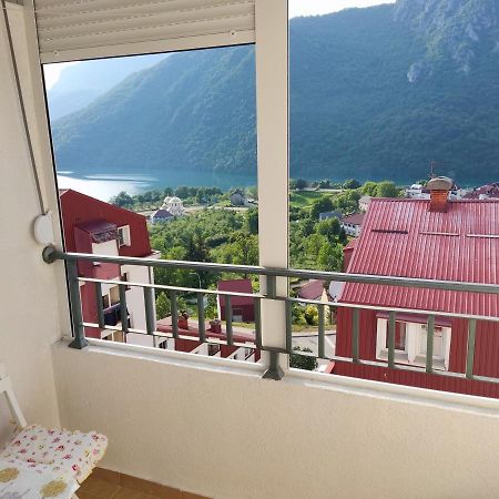 Apartman Dunja 普卢日内 外观 照片